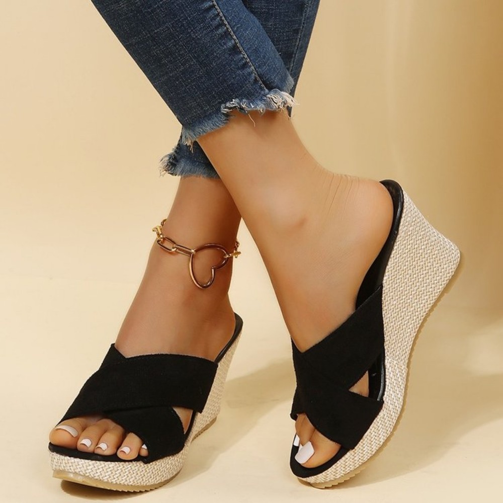 Crossfit Ladies - new Women Cross Strap Wedge Slide